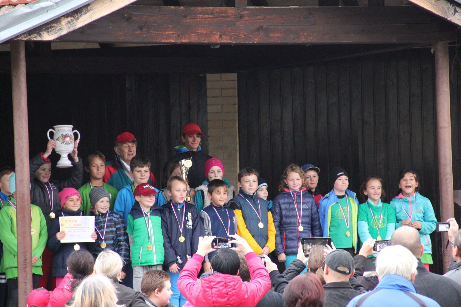 Štafetový běh o pohár Boba Zháňala 12.10.2016 v Hruškách