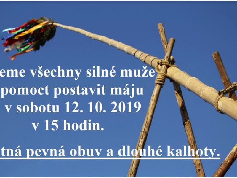 Stavění máje v Kosticích